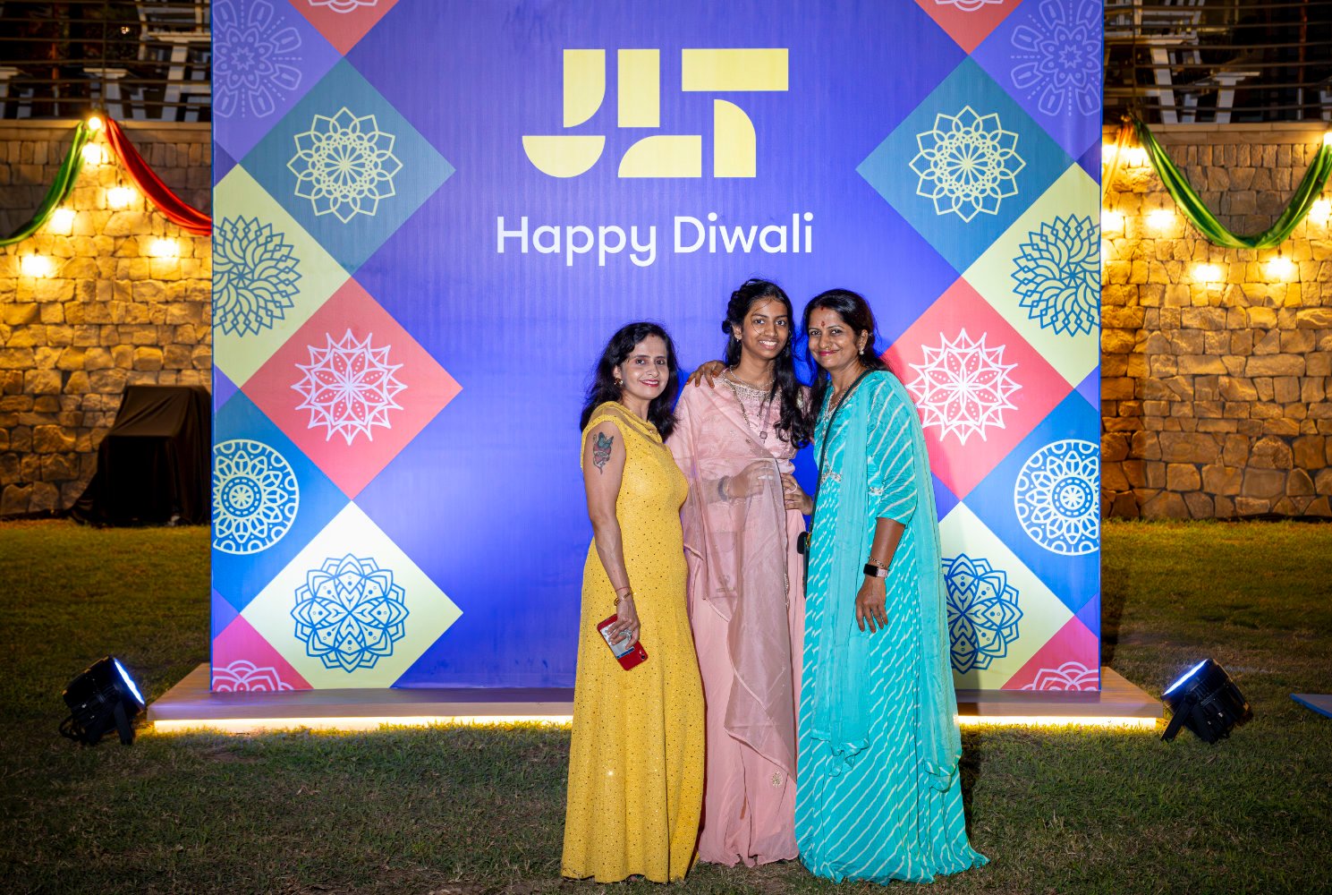 102125 DMCC - Diwali-133