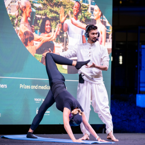 44 Partner Yoga