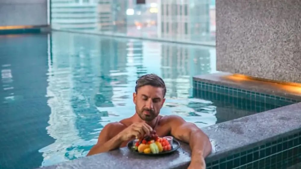 Swim & Dine at Voco Bonnington Dubai