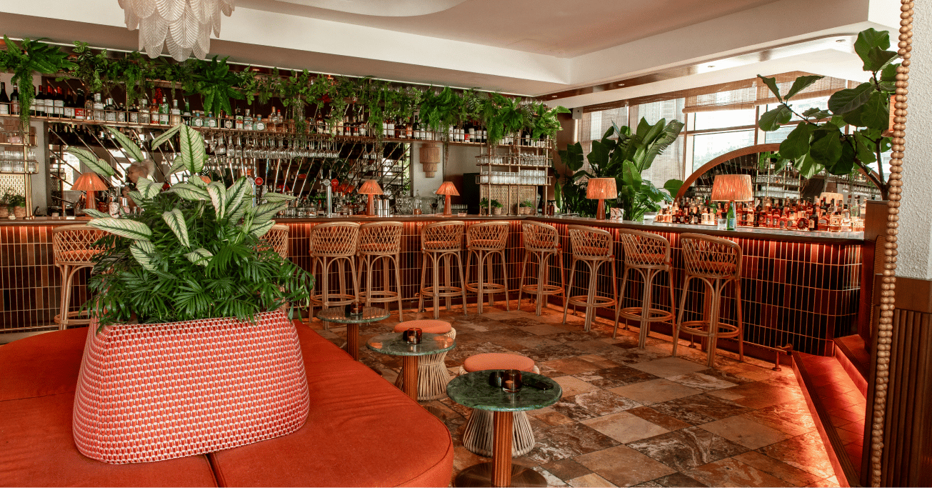 canary club